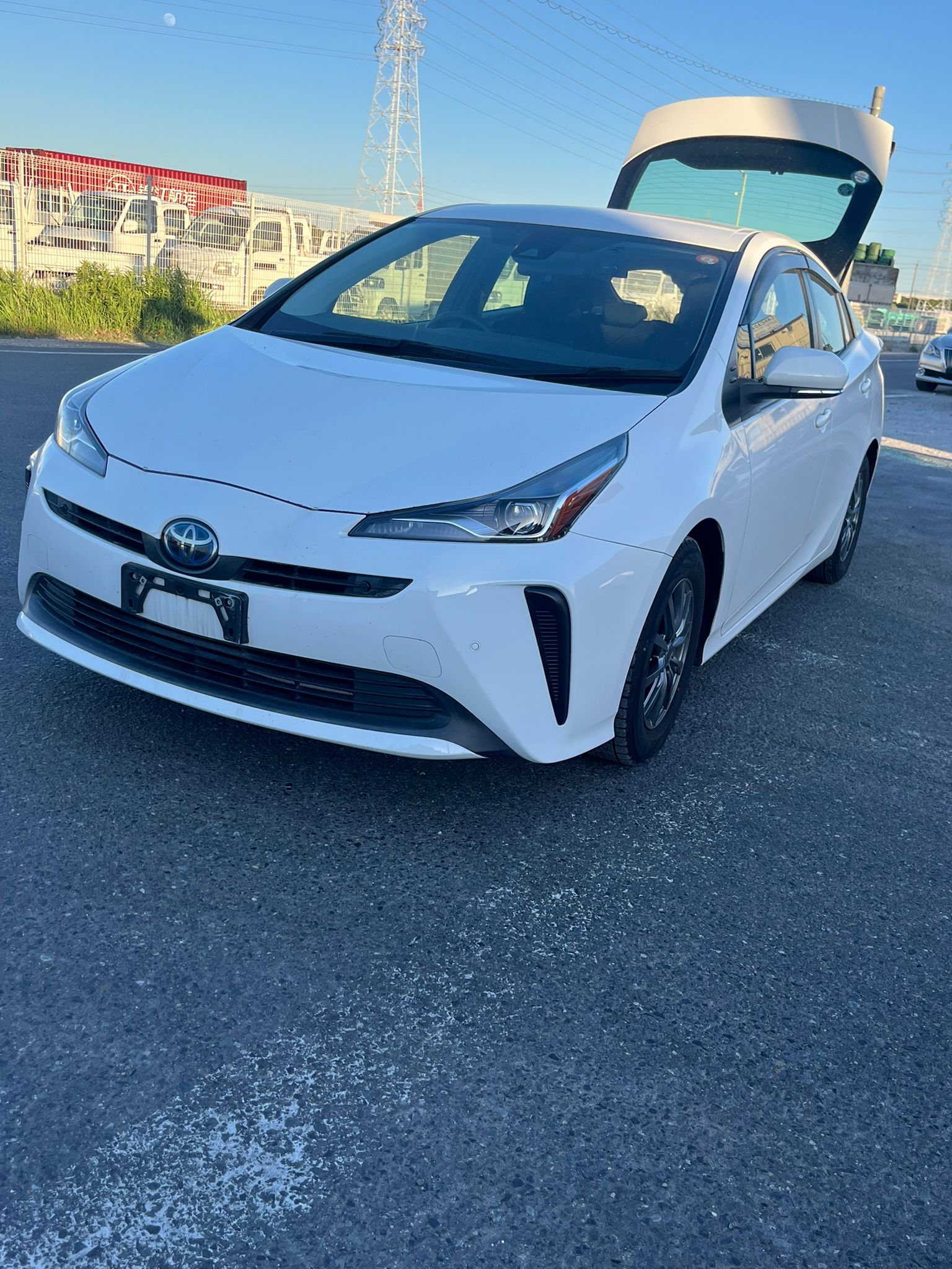 2021 TOYOTA PRIUS photo 16