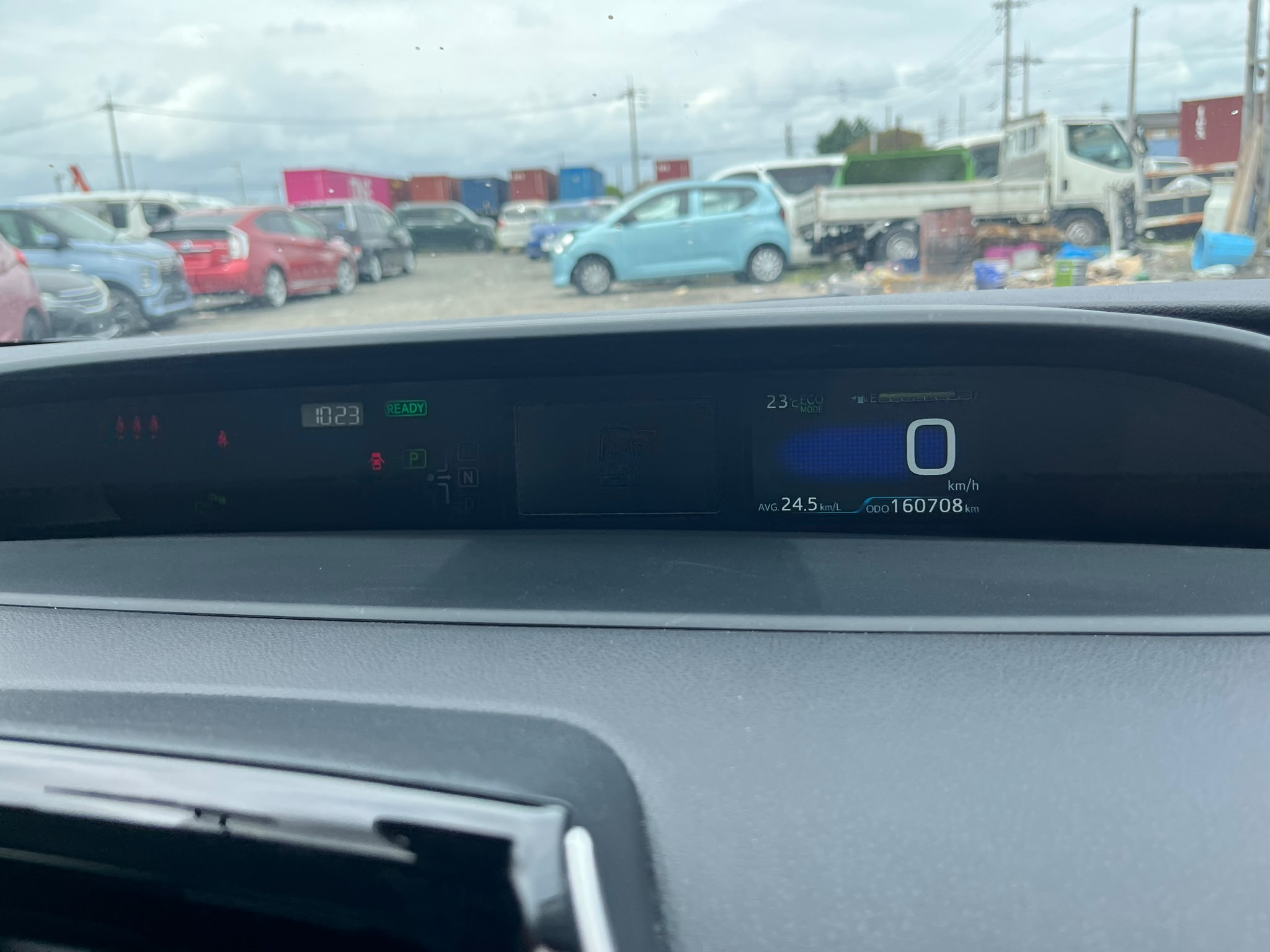 2022 TOYOTA PRIUS photo 15