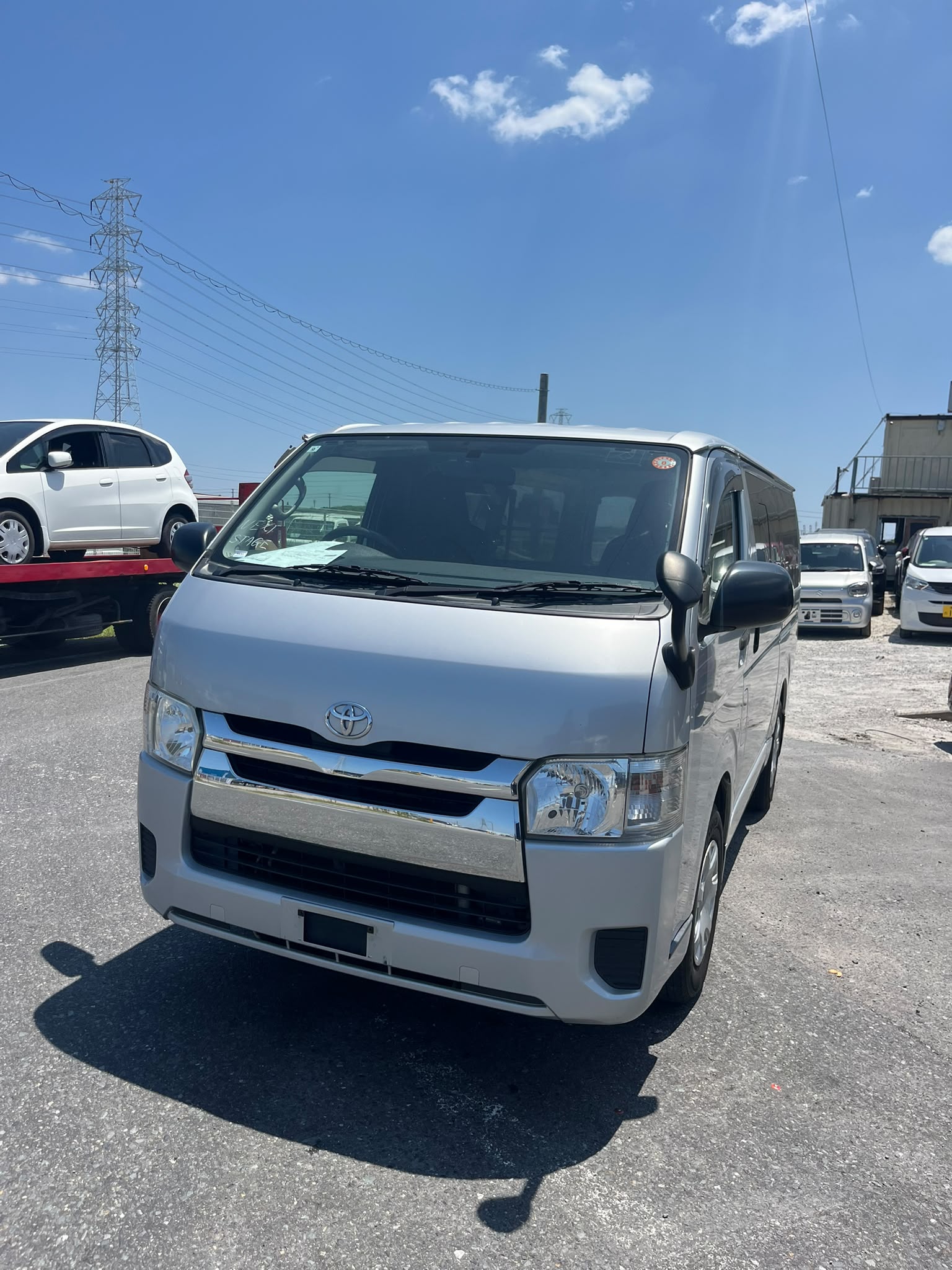 2017 TOYOTA HIACE VAN photo 4