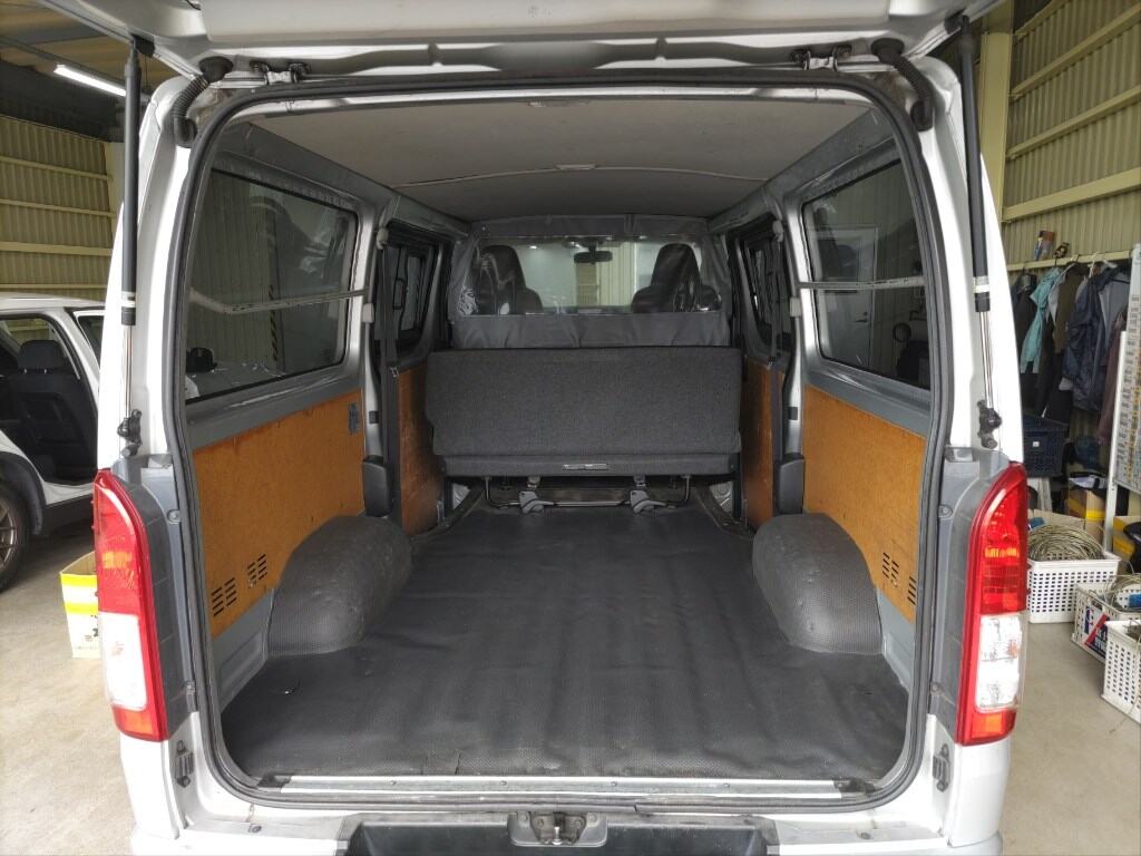 2017 TOYOTA HIACE VAN photo 17