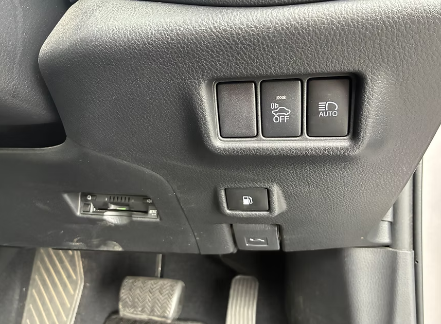 2017 TOYOTA C-HR HYBRID G GRADE photo 10