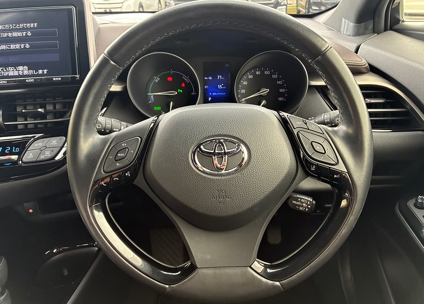 2017 TOYOTA C-HR HYBRID G GRADE photo 11