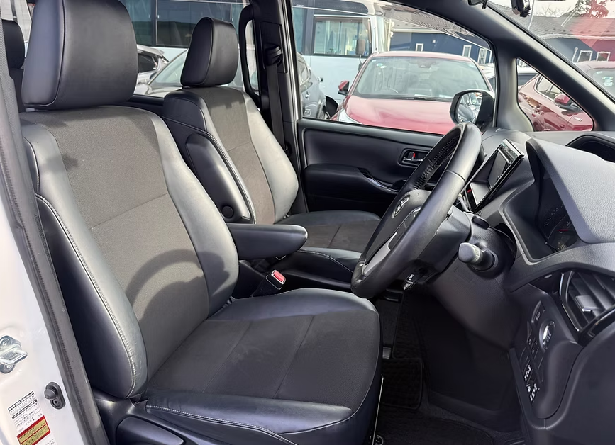 2017 TOYOTA NOAH Si WxB 7 SEATERS photo 8