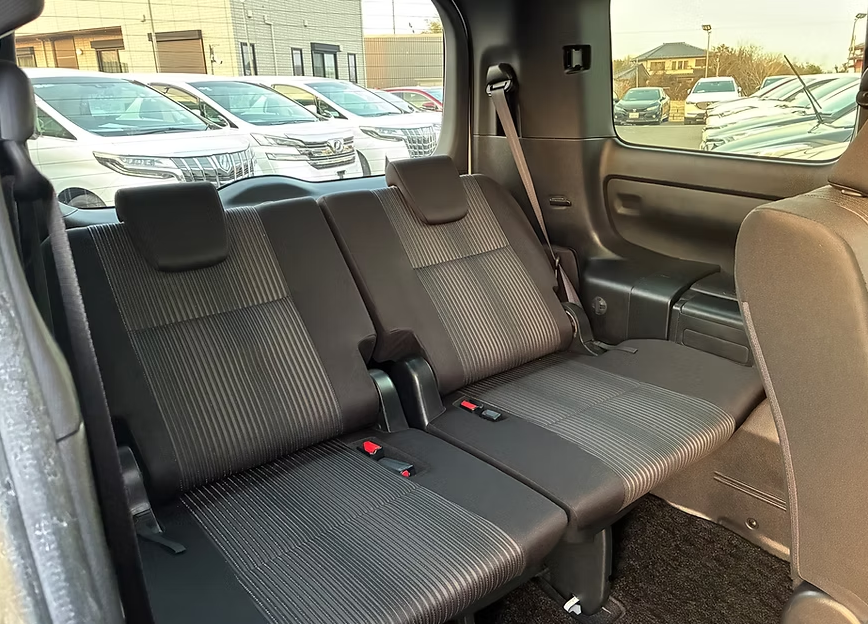 2019 TOYOTA VOXY ZS KIRAMEKI 8 SEATERS photo 10