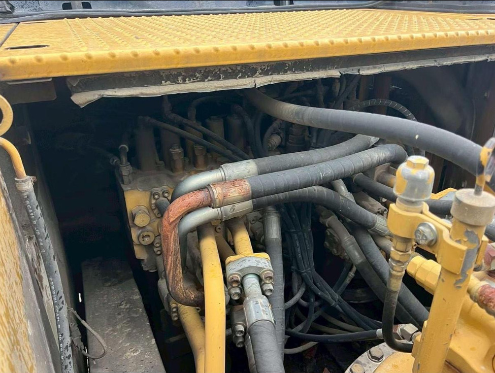 2008 CAT Caterpillar Excavators Model: Cat C9 ACERT photo 10