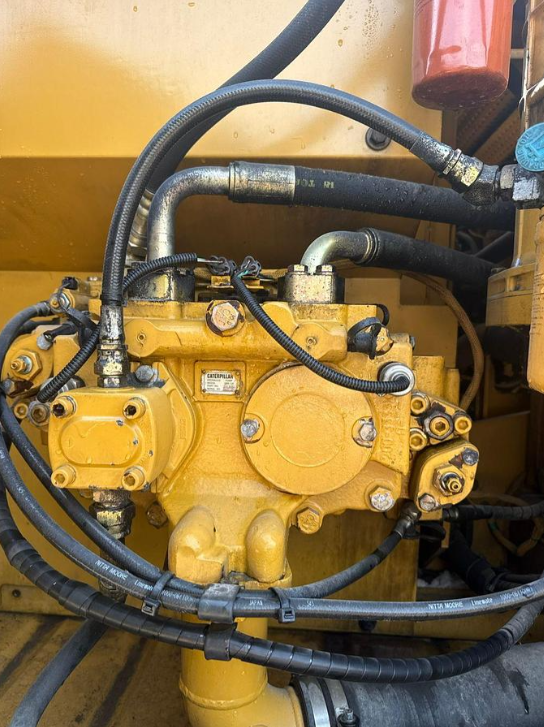 2005 CAT Caterpillar - Excavators - Cat 320C photo 8