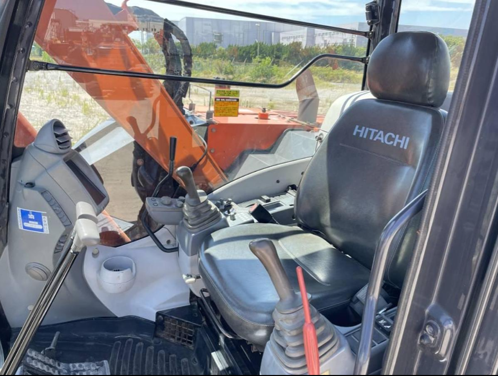 2015 HITACHI Excavators - ZX75US-5B photo 4