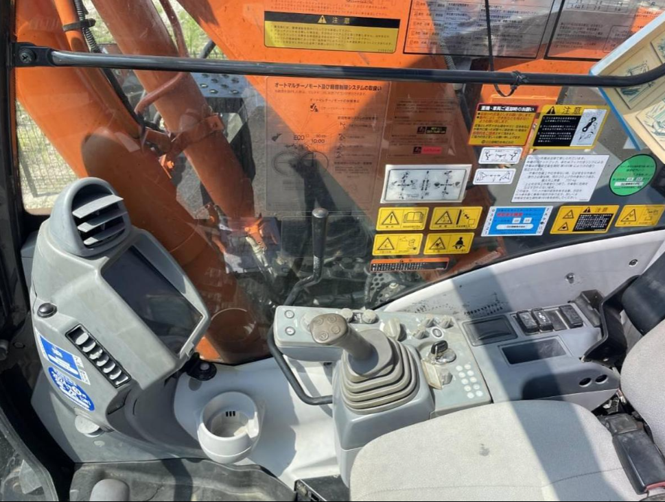2020 HITACHI Excavators - ZX135USOS-6 photo 6