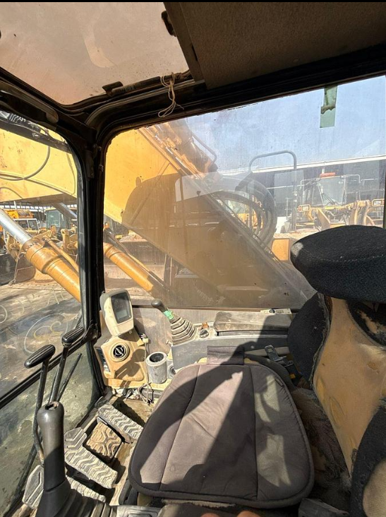 2015 CAT Caterpillar Excavators Model: Cat 320C photo 10